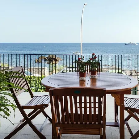 La Terrazza Dei Ciclopi * Aci Castello
